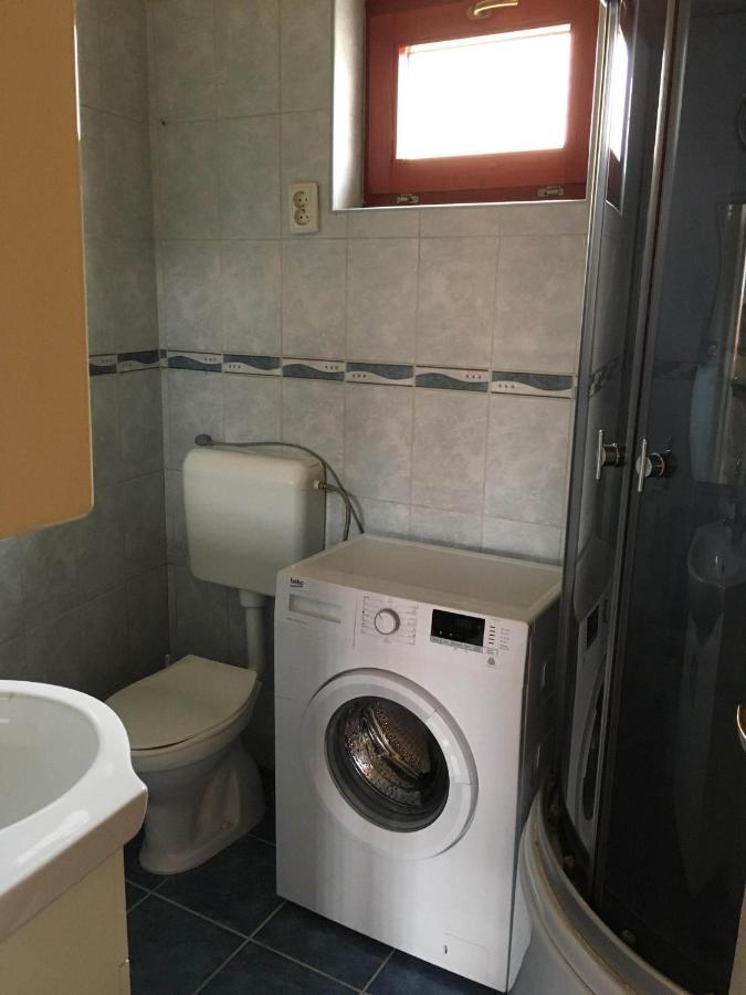 Bicsak Apartman Διαμέρισμα Joseni Εξωτερικό φωτογραφία